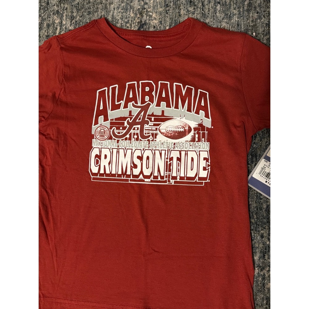 Team Athletics Alabama Crimson Tide Boys T-Shirt Red Size S 6/7 NCAA Football